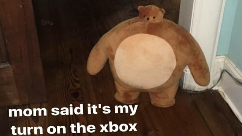 Mum said it's my turn on the Xbox Bear Keychain